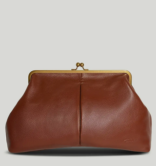 GRACE OVERSIZED CLUTCH / BRANDY