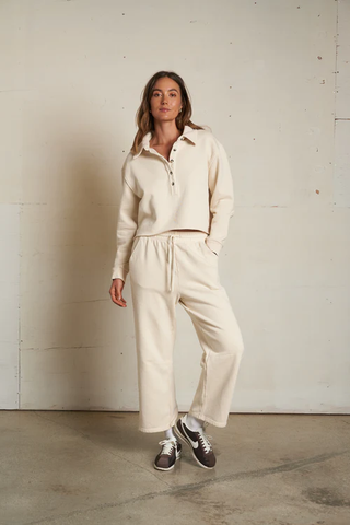 Fallon - Structured Fleece Barrel Pants - Sugar