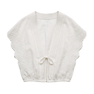 Broderie Flutter Sleeve Top