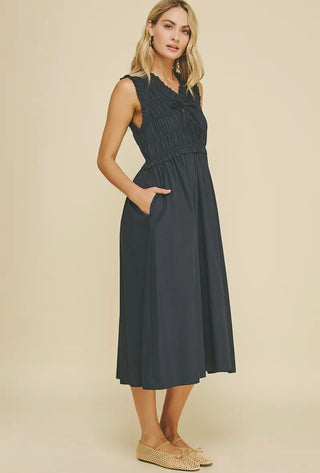 Margo - Front-Tie Detailed Smocking Midi Dress - Ink
