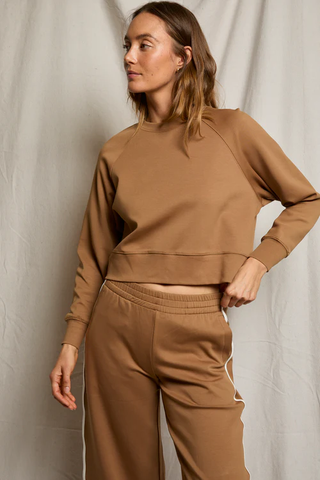 Nell Travel Raglen Sweatshirt - Mocha