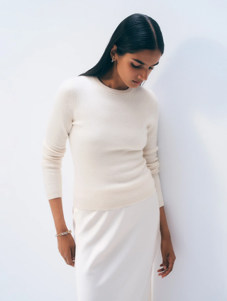 Cashmere Slim Stretch Crewneck - Soft White