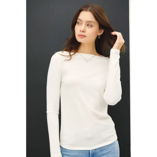 Basic Boatneck Top