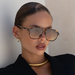 Billie Sunglasses - Dark Tortoise / Solid Brown
